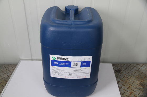 Bon prix Alcalinité de produits chimiques de traitement préparatoire en métal de produit d'épuration de jet basse/baril 25KG/de la mousse pH 11-12 en ligne